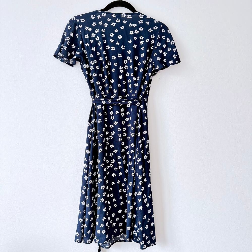 Seraphine Navy Floral Wrap Midi Dress – Size US 4 - Picture 2 of 5